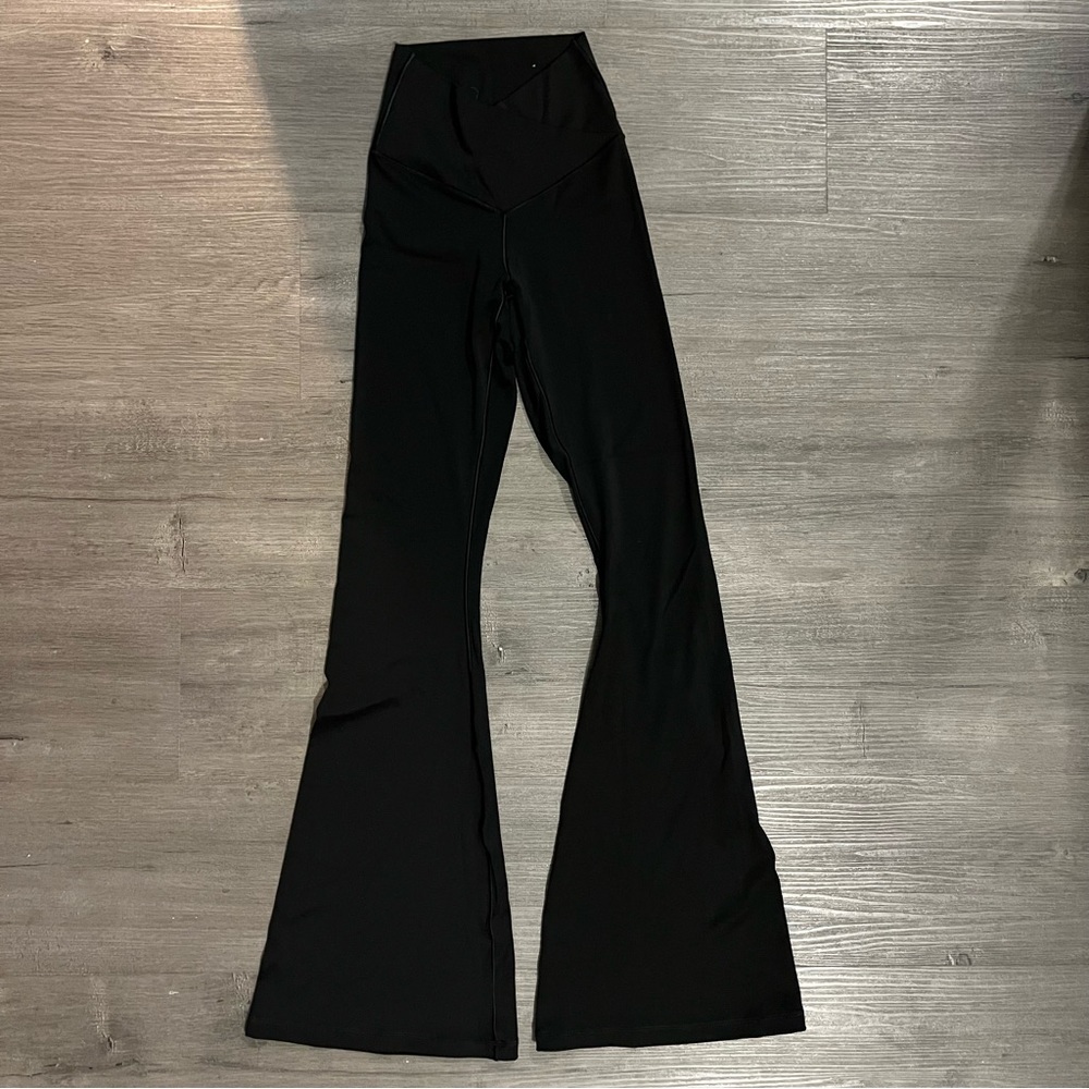 Aerie Offline cross over flare leggings black